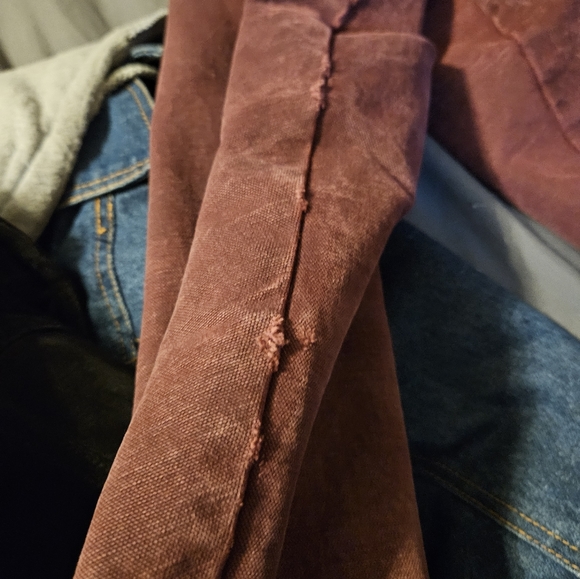 Women's coat - Picture 2 of 3